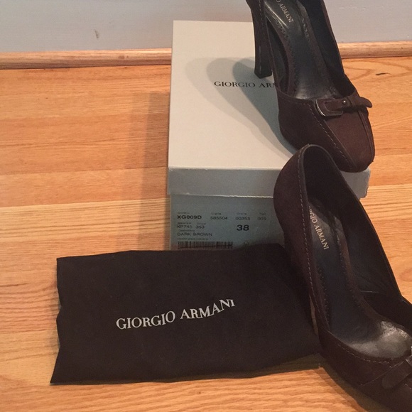 Giorgio Armani dark brown suede heels - Picture 2 of 6